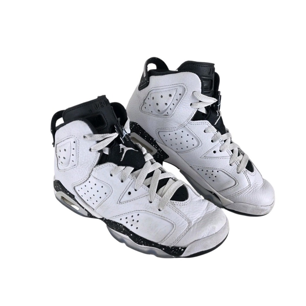 Air Jordan 6 Retro GS Reverse Oreo White Black 384665-112 Youth 5Y Womens 6.5